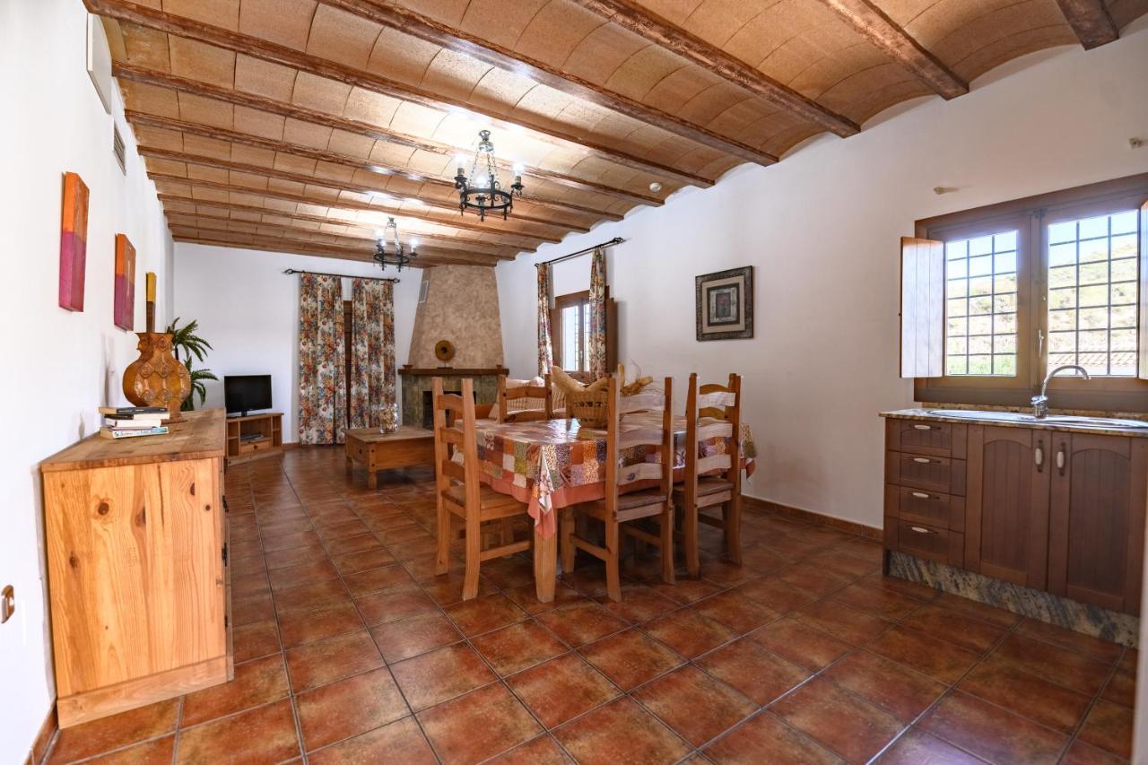 Complejo Rural Sol De Taberno Pensionat Eksteriør billede
