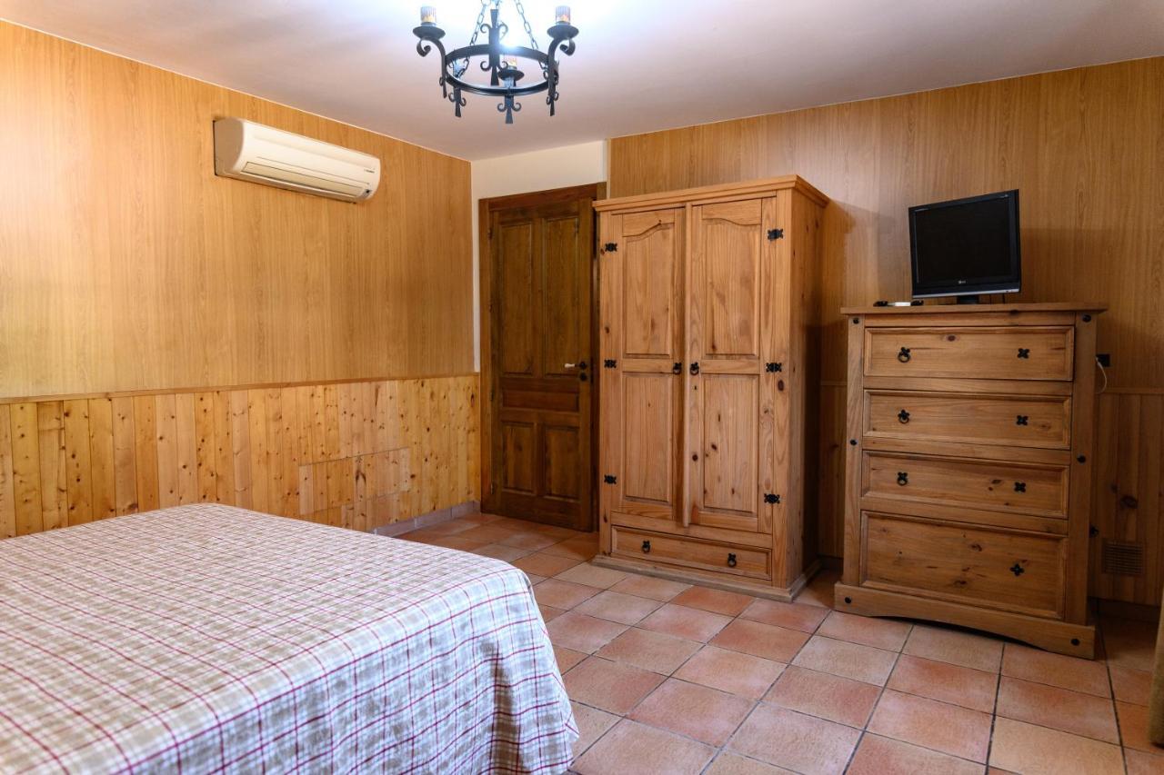 Complejo Rural Sol De Taberno Pensionat Eksteriør billede