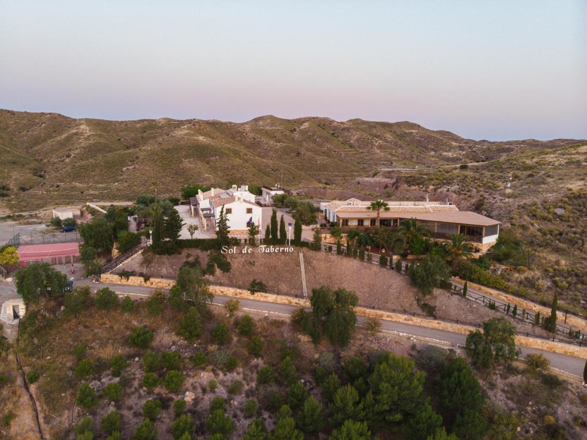 Complejo Rural Sol De Taberno Pensionat Eksteriør billede